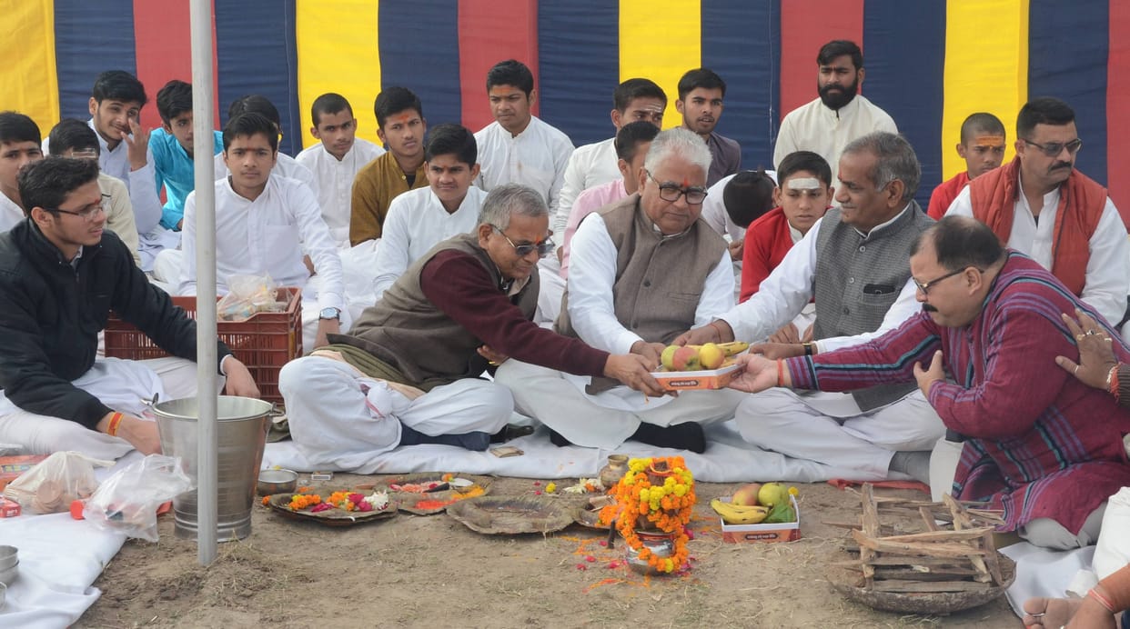 VHP sant sammelan in Prayagraj magh mela 2020