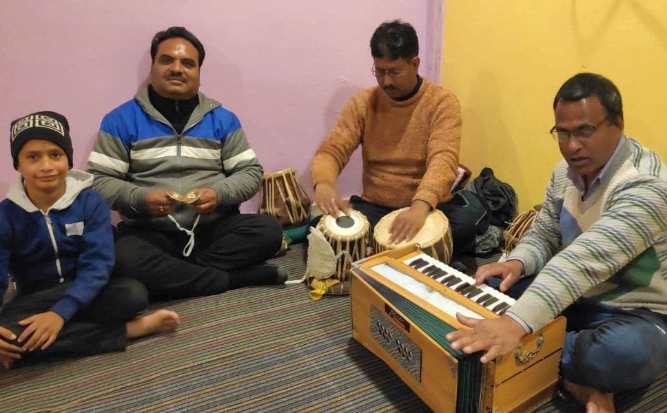 Deepak Waranu in Mai's temple