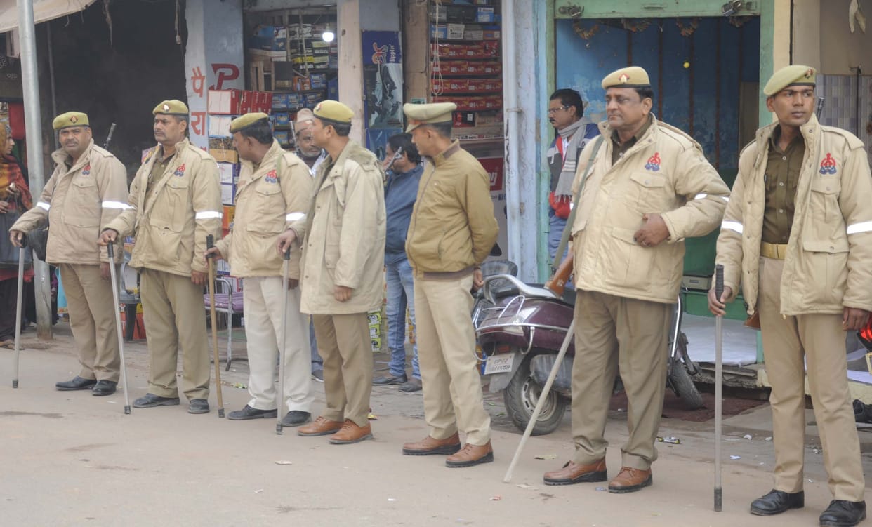 Protests against NRC and CAA by creating human chain