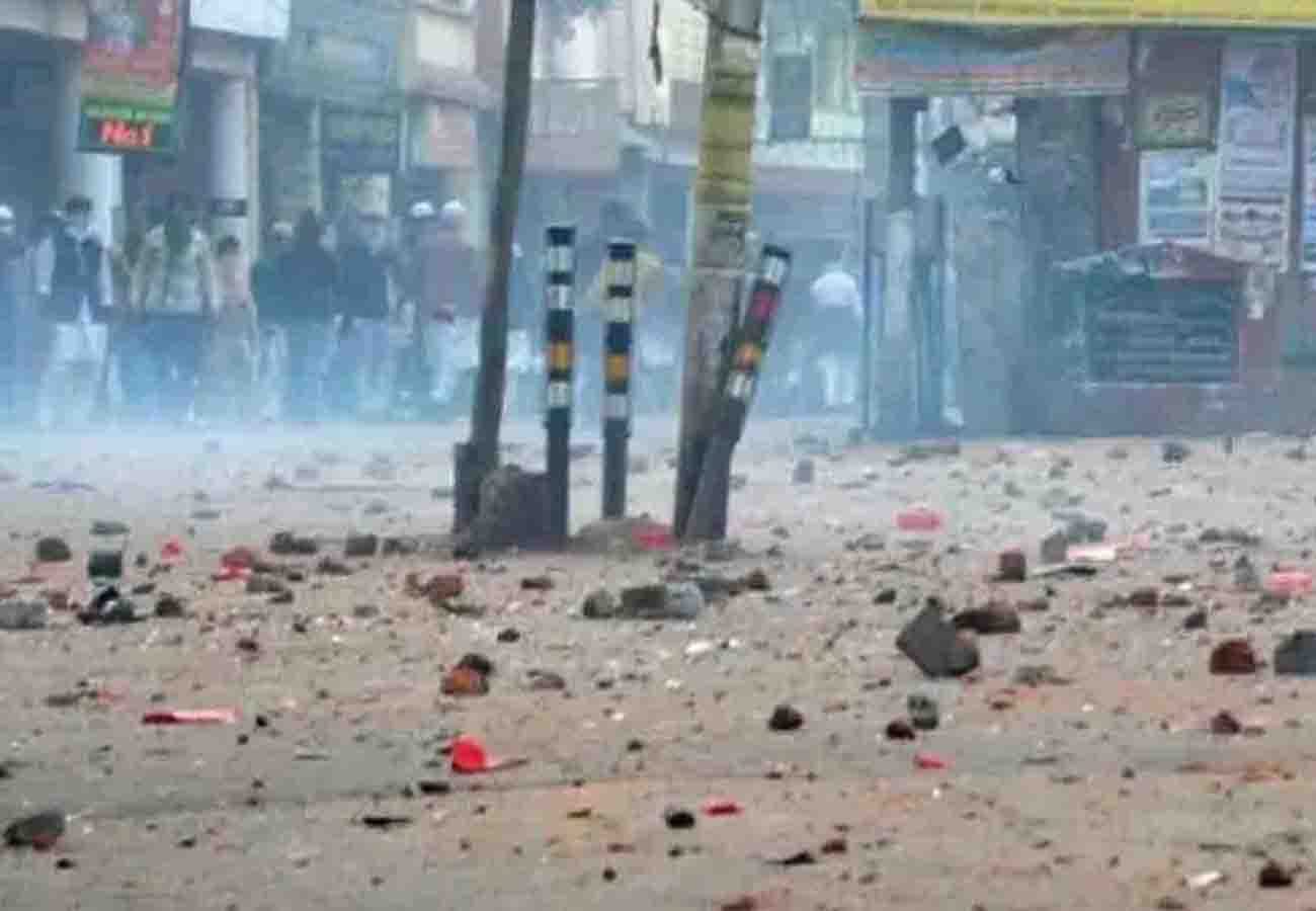 DM himself told situation, said Kanpur now infamous for violence in entire country after pollution