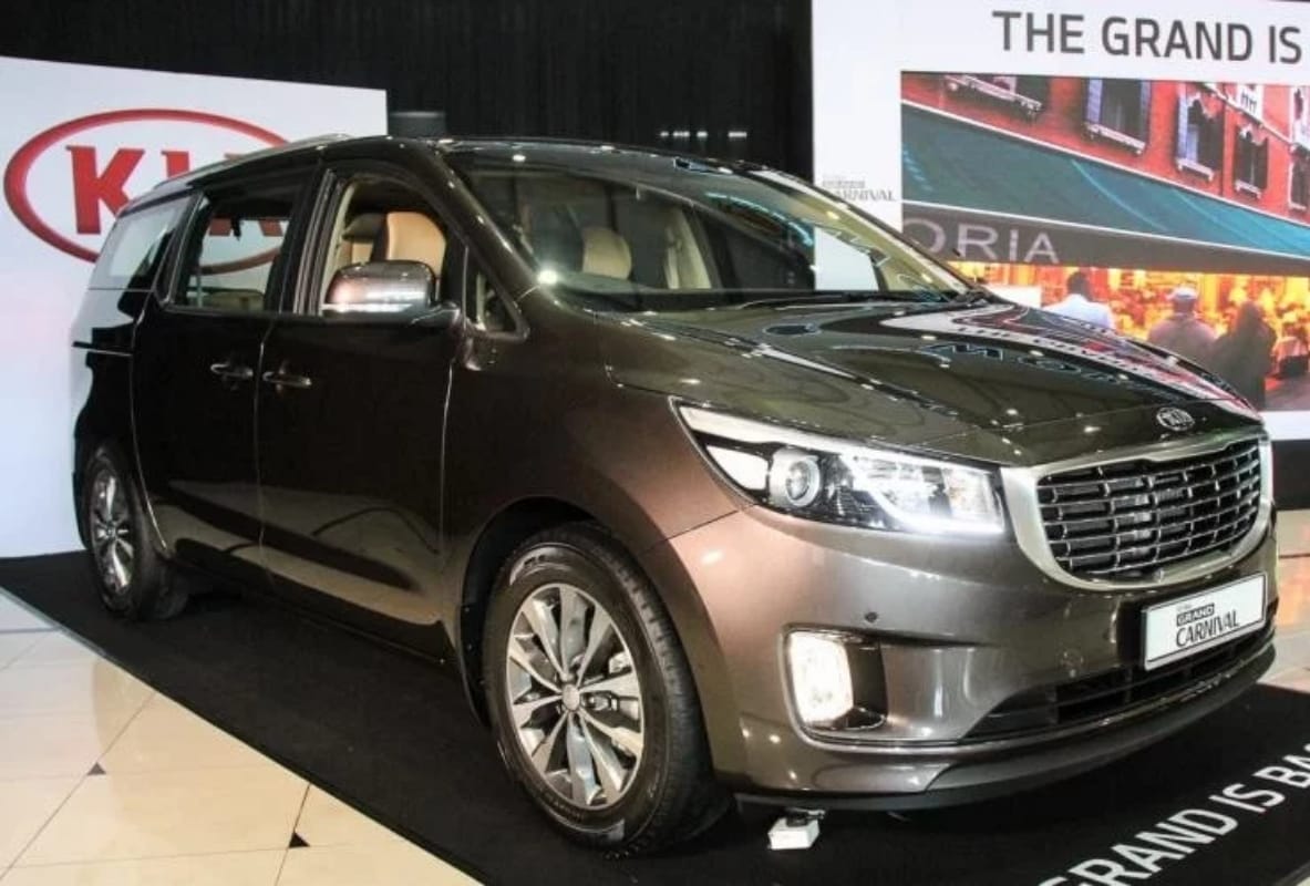 4-seater Kia Carnival will be launched in this country before India know the features