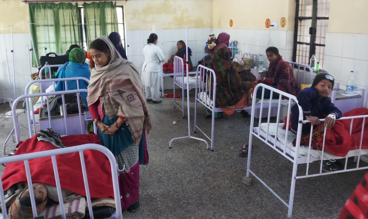 Children suffering from cold, more than 300 sick