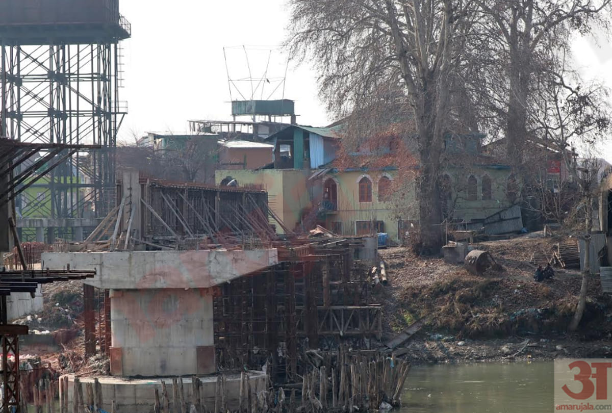 40-Year-Old Mosque To Be Removed For Bridge Over Jhelum River Srinagar Kashmir