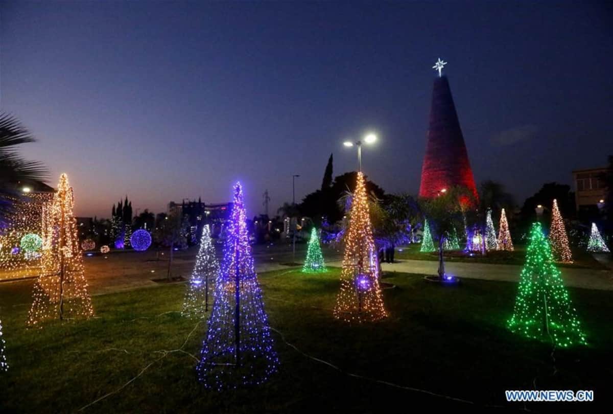 lebanon made biggest plastic bottle christmas tree expects guinness world record