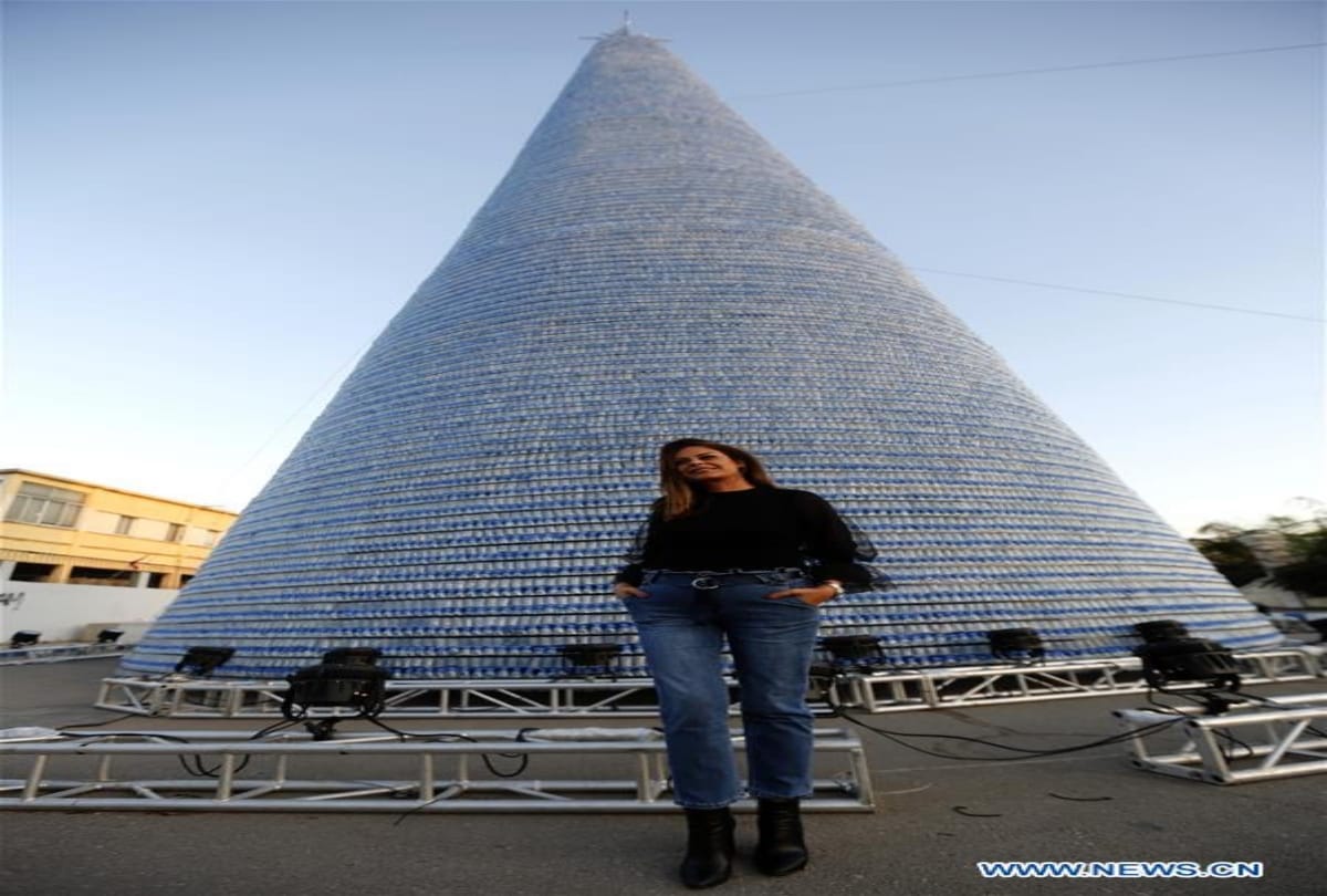 lebanon made biggest plastic bottle christmas tree expects guinness world record