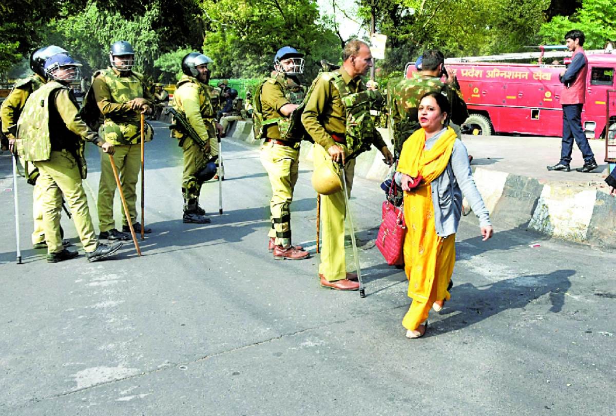 15 more accused arrested on the fourth day of lucknow violence against CAA