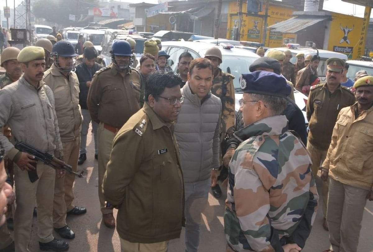 police will take strict action against accused of firozabad violence