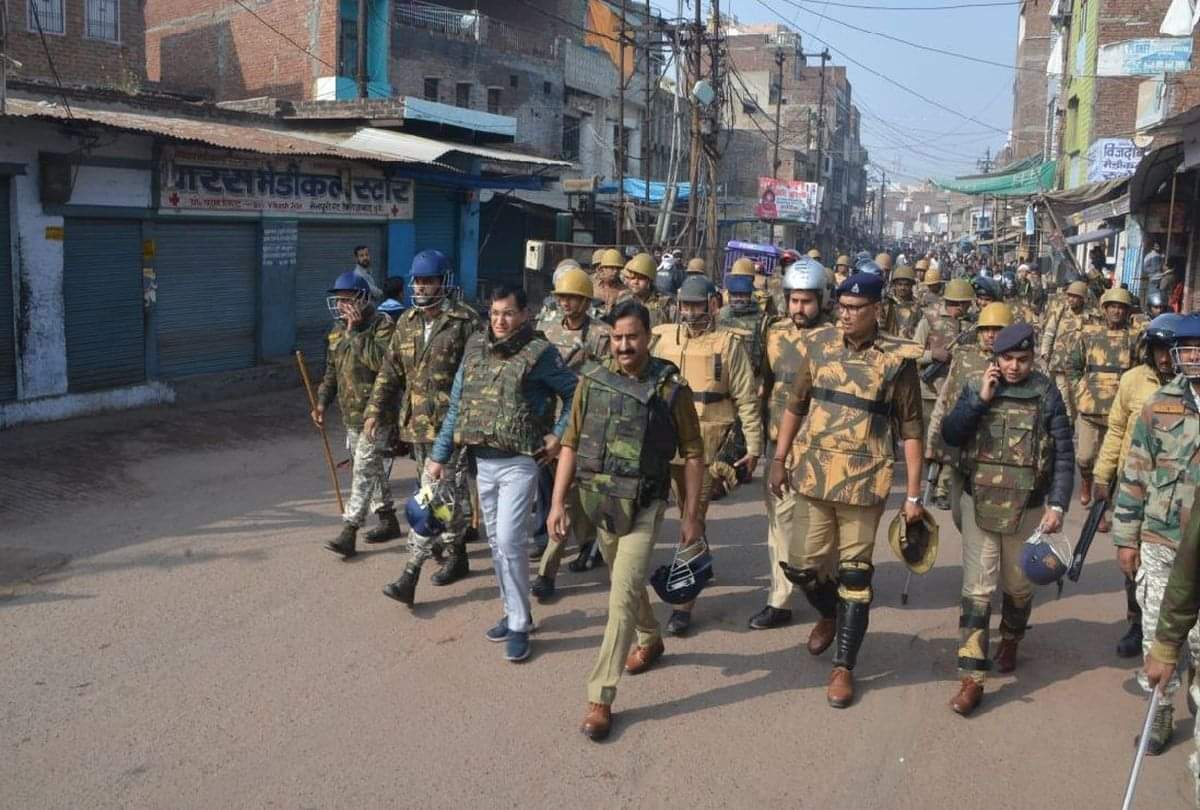 police will take strict action against accused of firozabad violence