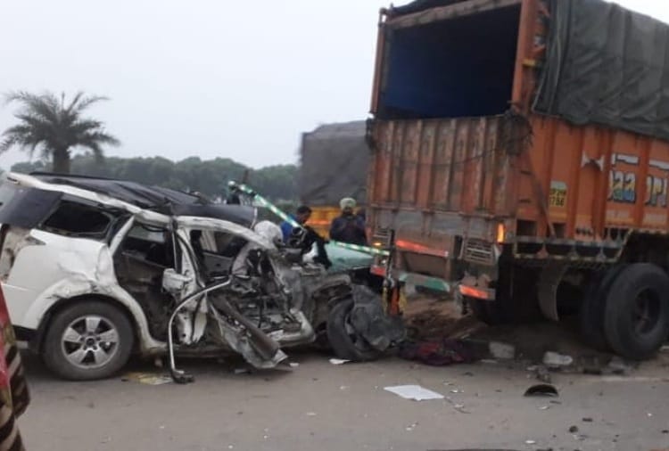 A man died in road accident at chhatbir zoo light point zirakpur