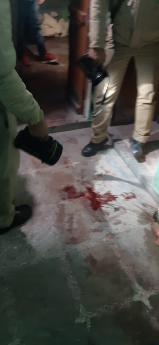 Varanasi: Courageous criminals not getting beaten up, jewelers businessman shot dead, robbed
