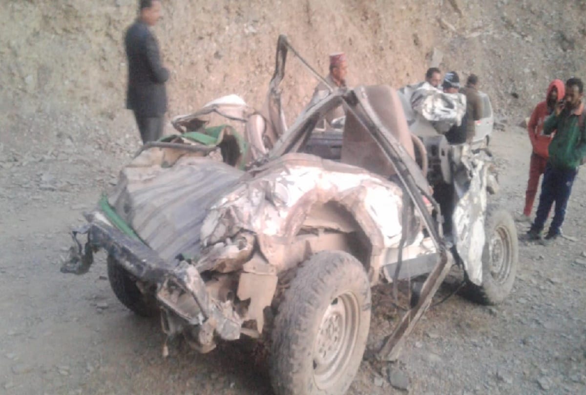 Three dead, one injured, including husband and wife in road accident