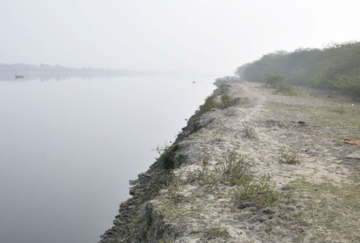 Surya Grahan Solar Eclipse December 2019 importance of Yamuna Snan on akrur ghat vrindavan