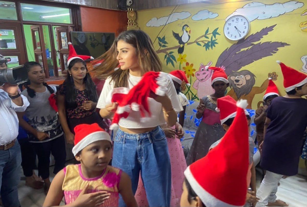 Mouni Roy Celebrate christmas With HIV-afflicted kids at NGO