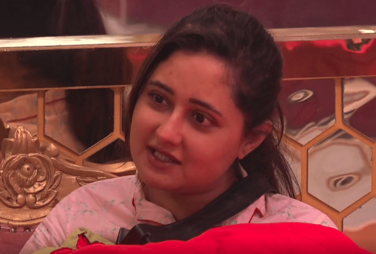 bigg boss 13 rashami desai crying because of paras chhabra and mahira sharma