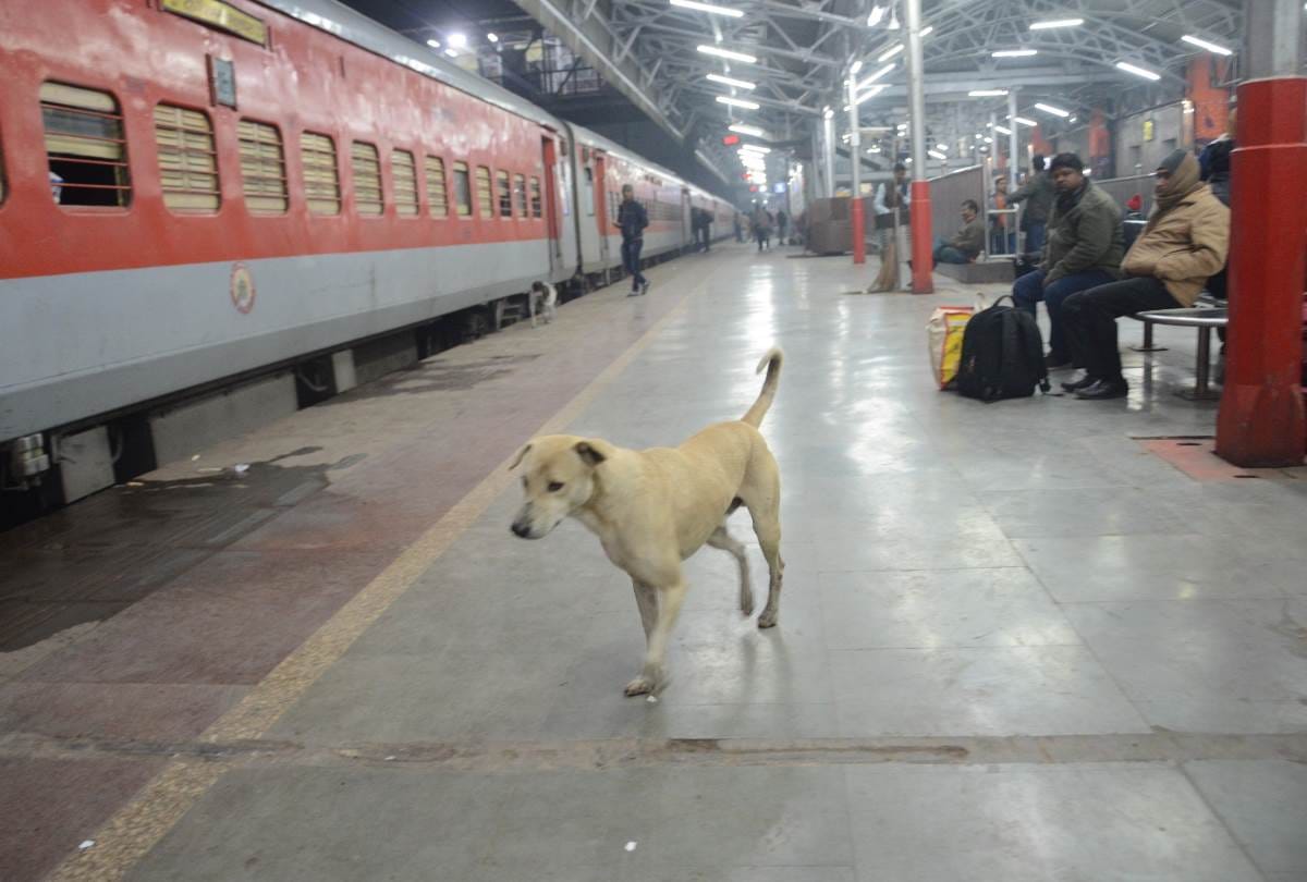 lack of facilities at charbagh railway station