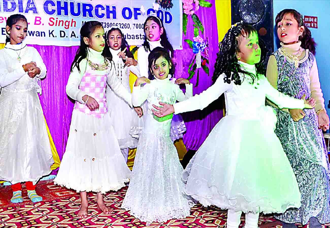 Tonight the Lord Jesus will be born in churches, christmas 2019