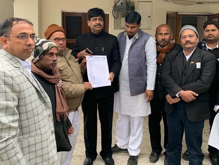 Demand to move civil court to new building