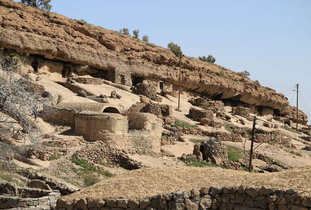 Incredible Iranian Rocky Village Meymand Where people still live
