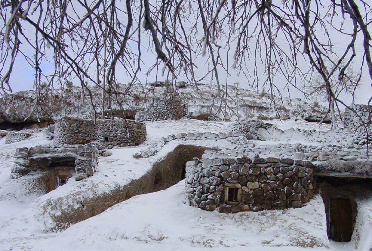 Incredible Iranian Rocky Village Meymand Where people still live