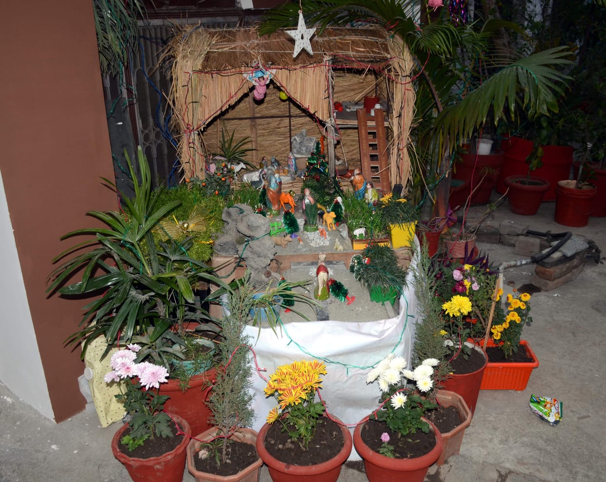 The manger reminds us, humans who come as lord to us