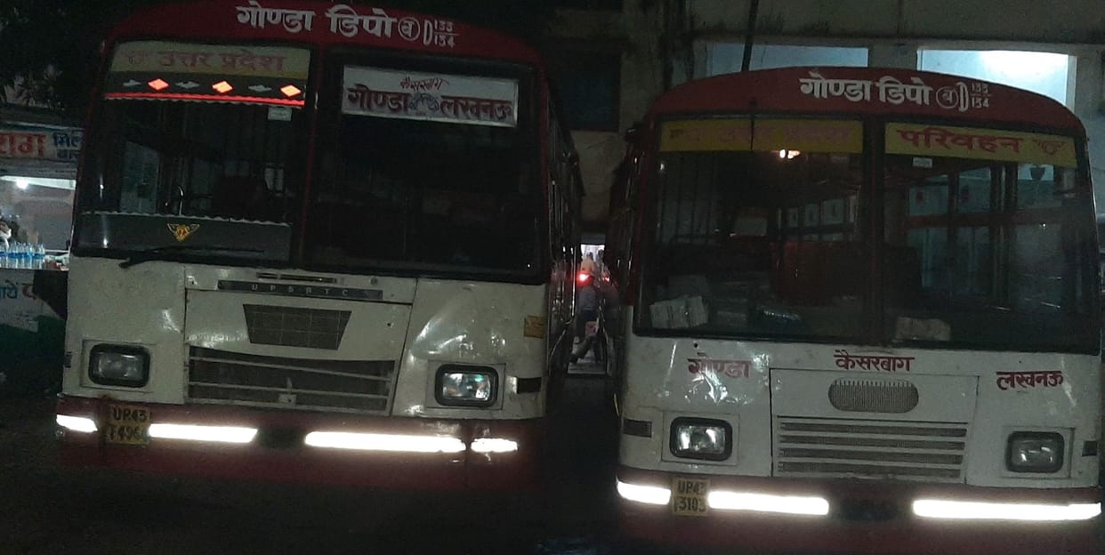 Life at Risk: A dozen buses running without all weather bulbs