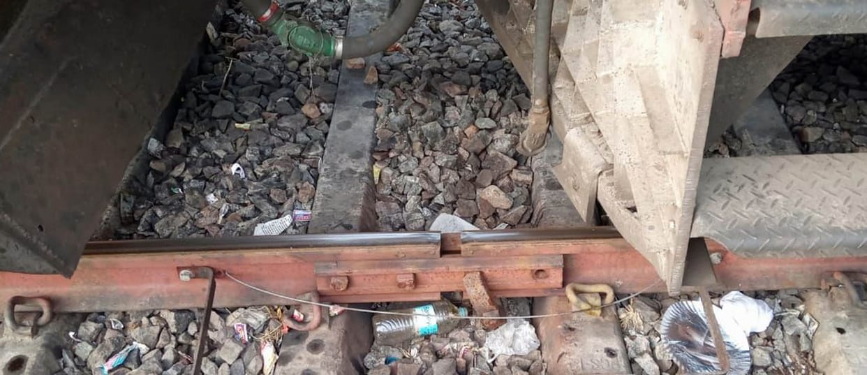 Crack in railway track, accident averted by driver's alertness