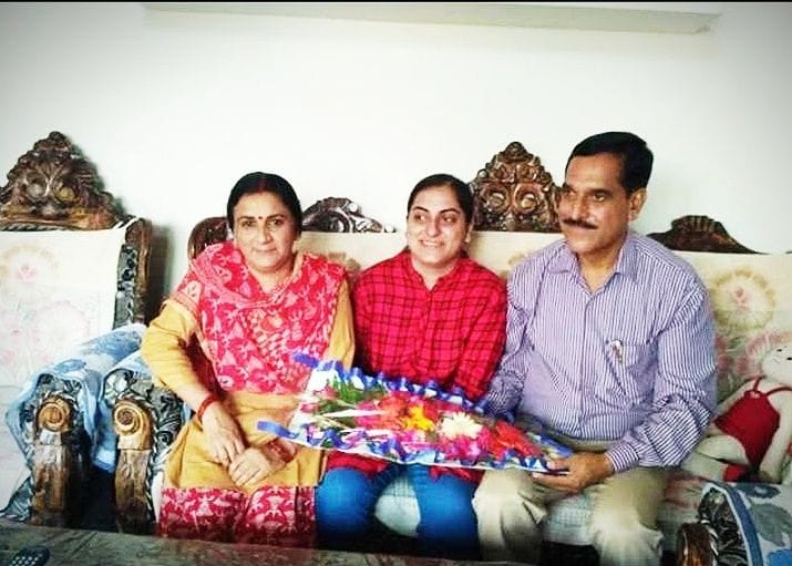 irrigation worker daughter became bro in aee