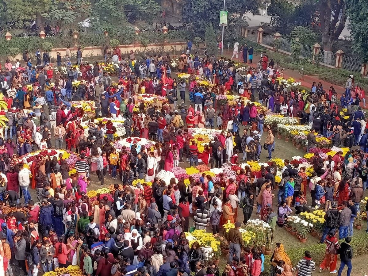 Flower exhibition cancel in BHU Varanasi on Mahamana jayanti this time decision due to corona infection