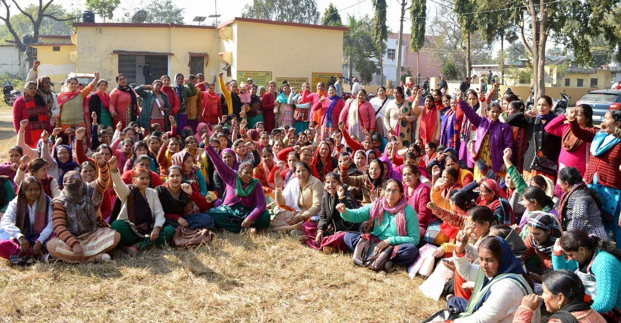 Anganwadi workers demonstrated on the block