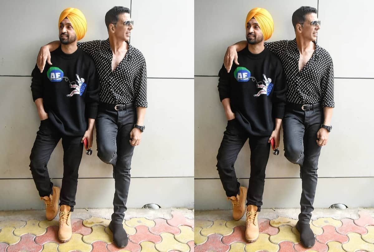 black outfit is perfect for christmas and new year party