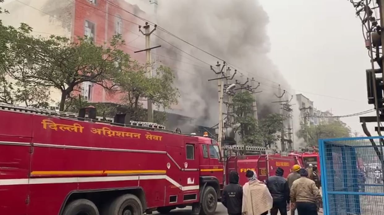 Fire in shoe factory in delhi