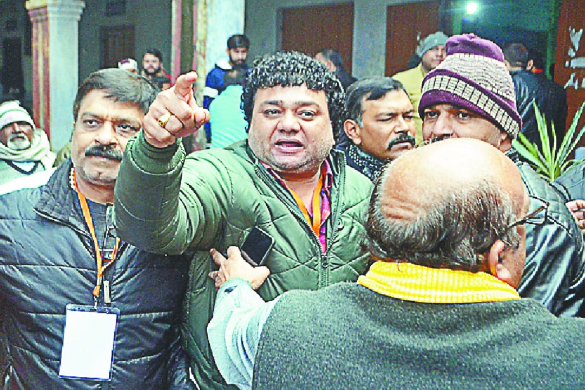 Sanyukt Vyapaar Sangh Election, Ruckus in during the counting of votes in Meerut
