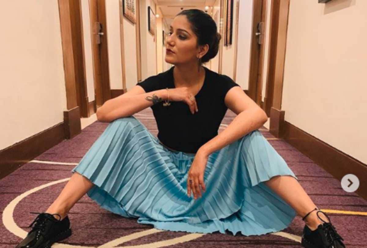 sapna choudhary share photos in saree
