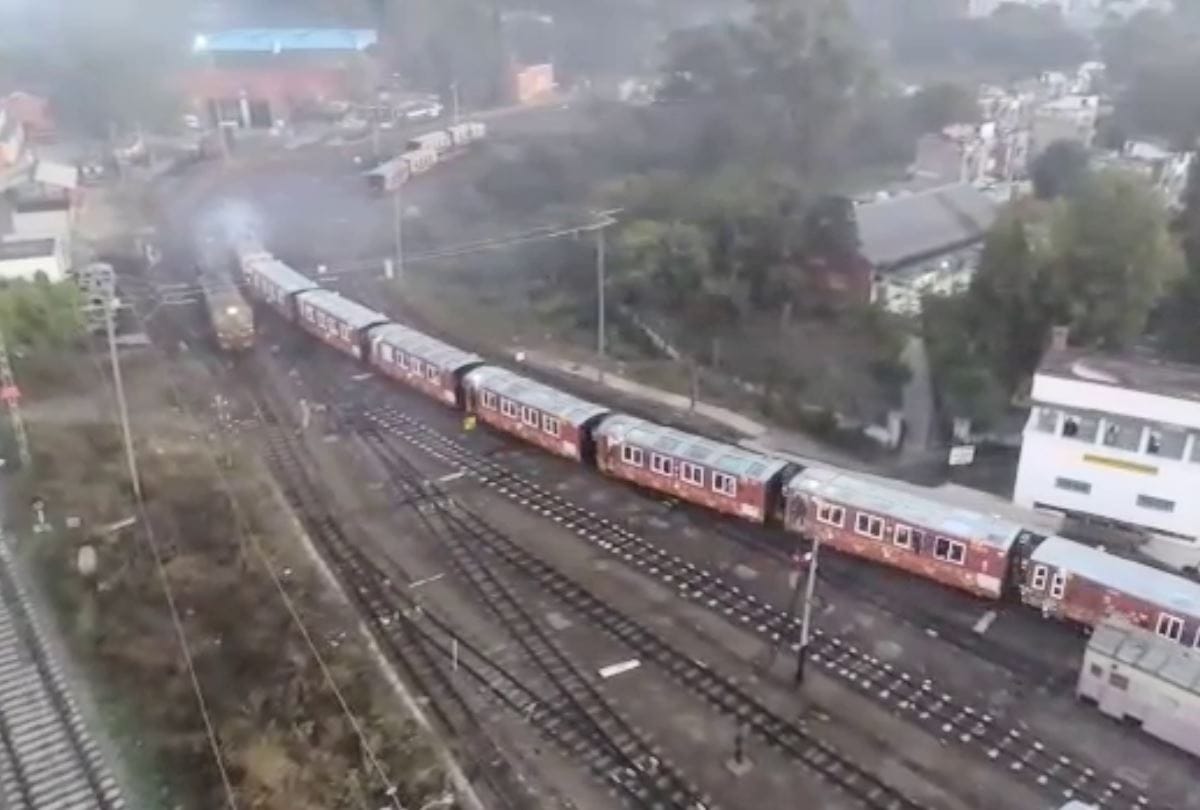 India First vistadome train in Shimla Kalka heritage Route Named him darshan express