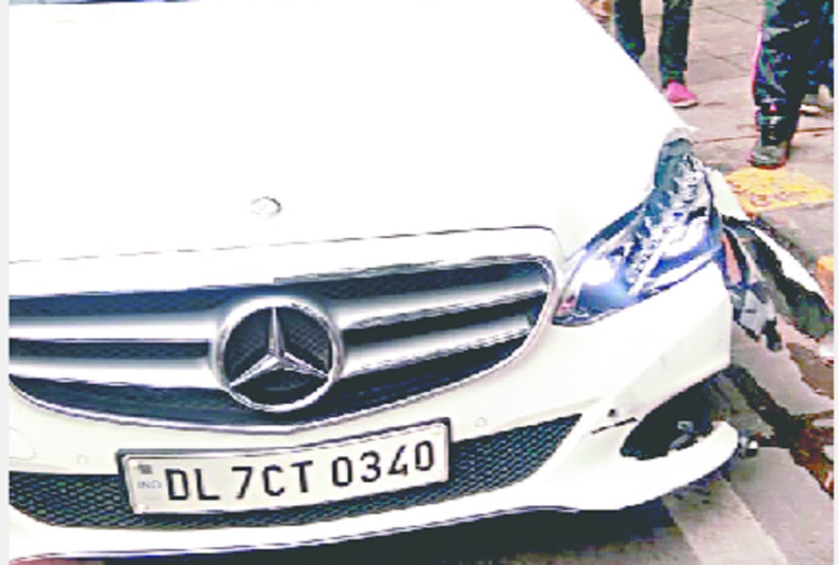 A high-speed Mercedes car crushed NDMC's gardener to death