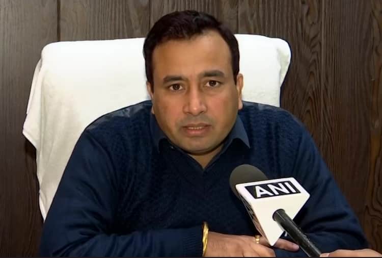 Panchkula Municipal Corporation is offering milk packets to people in exchange of plastic