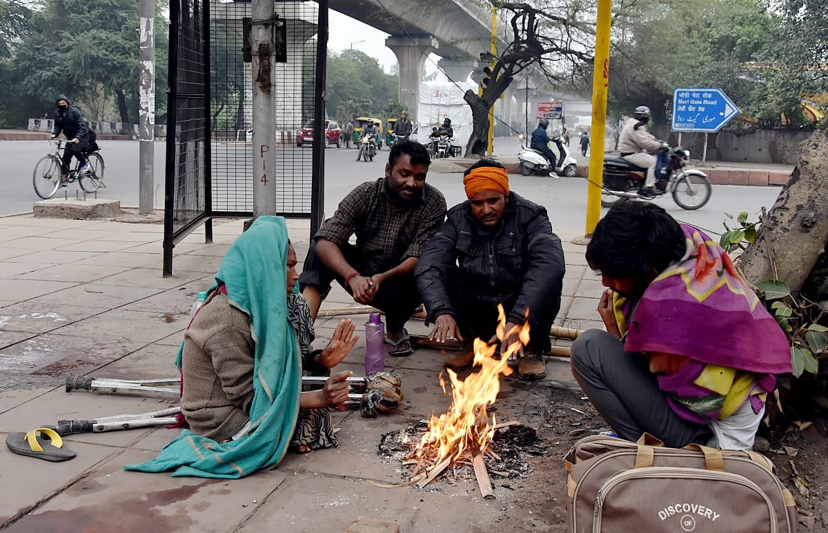 Delhi Weather Today Unabated cold wave in North India, Drass in Ladakh freezing at -30.2°C