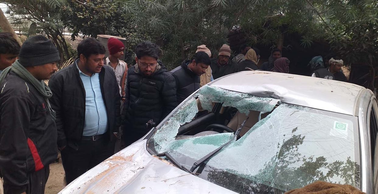 Car enters hut, three injured including driver