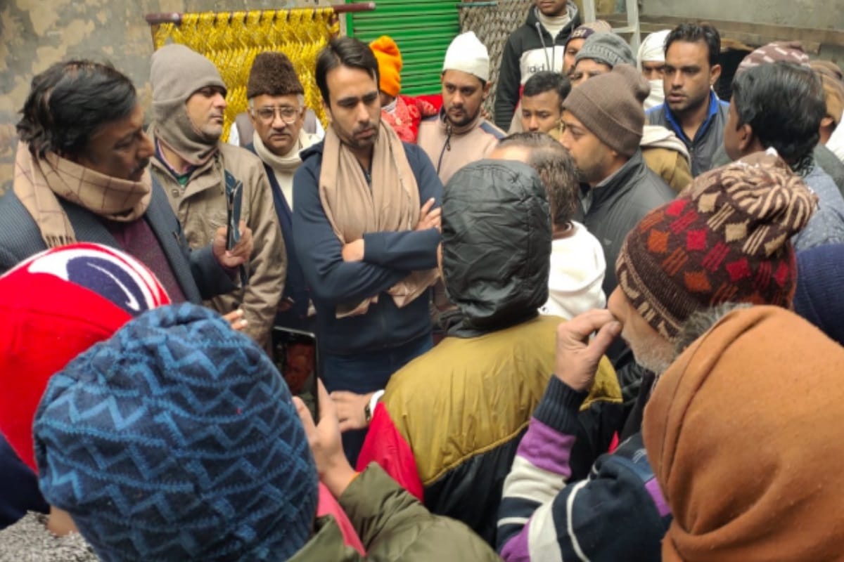 Jayant Chaudhary meets family members of the dead in Meerut-Muzaffarnagar by dodge the police