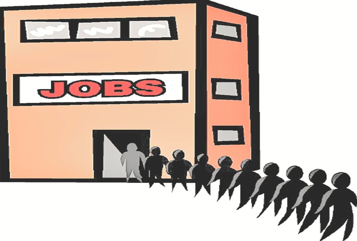 Placement Drive Sundernagar:  9 lakh package to four students of textile engineering