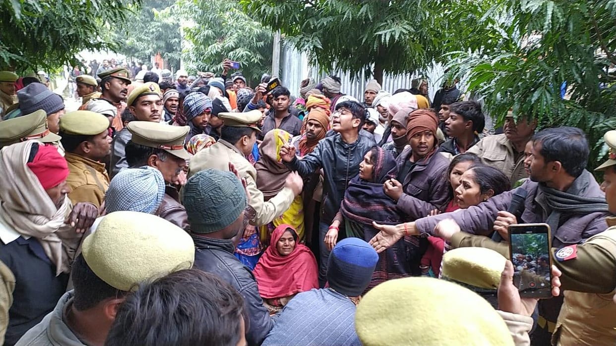 Disciple murdered in Ninavali Sarkar Ashram, Manindra Maharaj arrested
