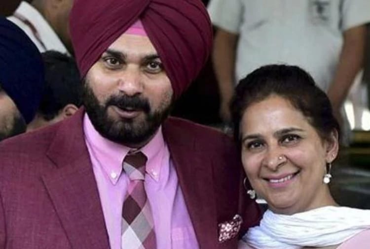 Navjot Kaur Sidhu's statement over hikes electricity rates