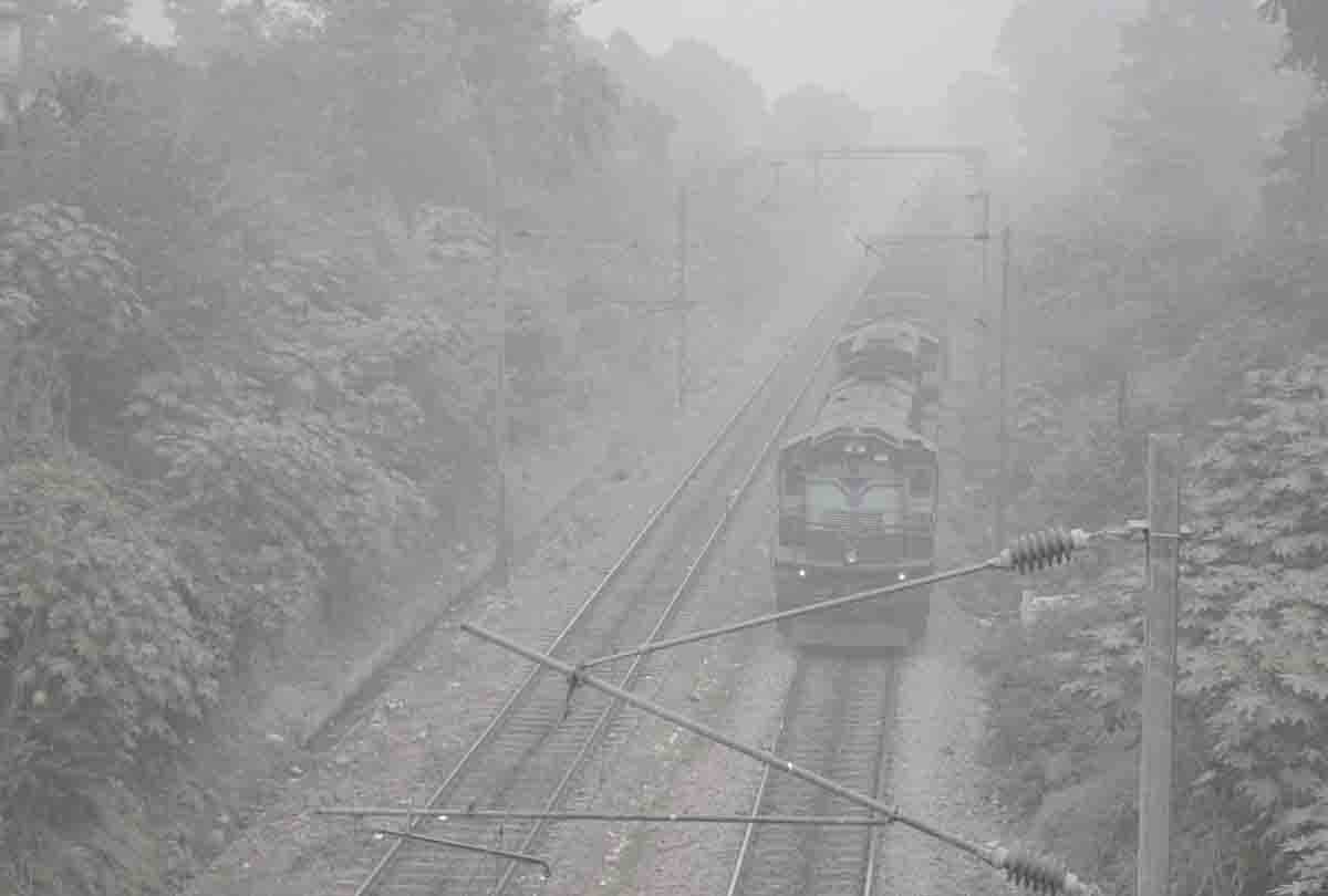 55 trains including Rajdhani Express delayed due to fog