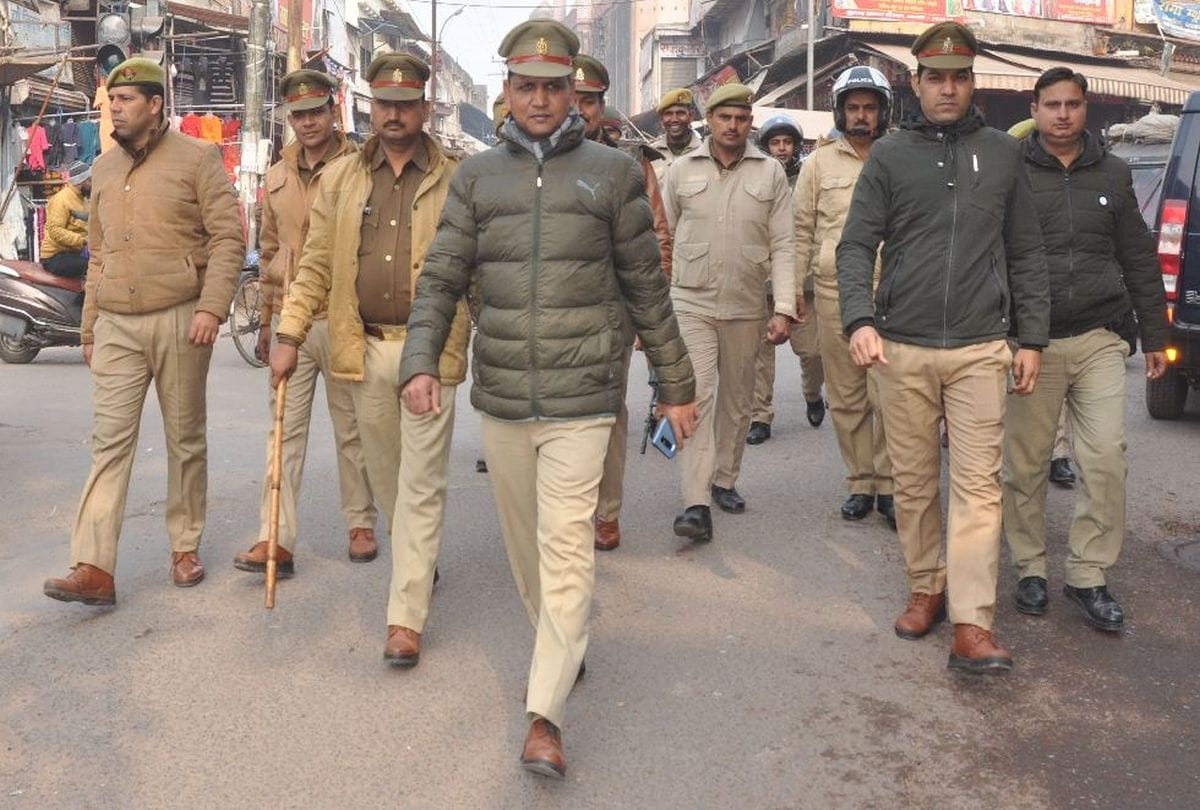 high alert in agra due to jame ki namaj on friday