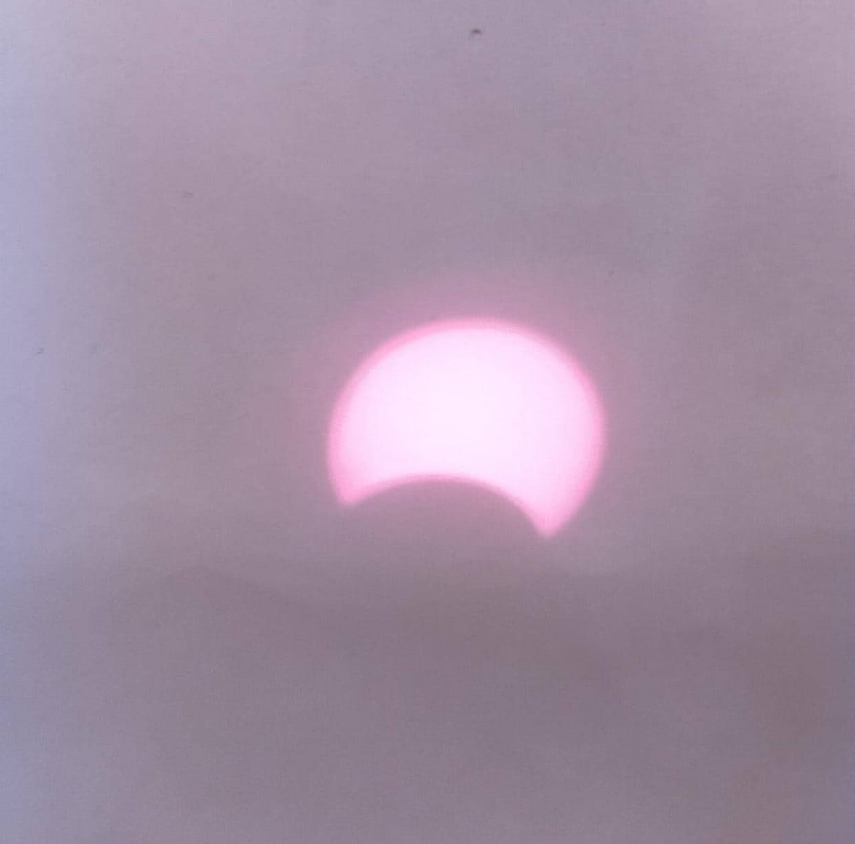 Solar eclipse today, Sutak started from Wednesday night