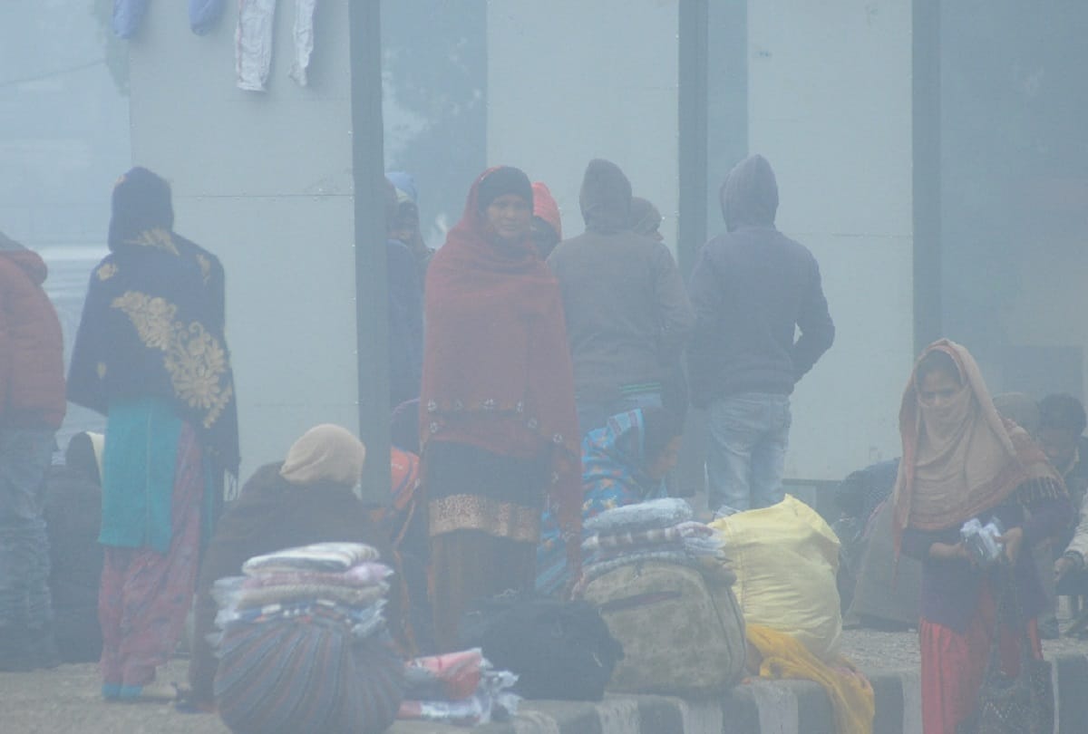 Children, women and elderly people spending nights under flyover in the cold winter in valley