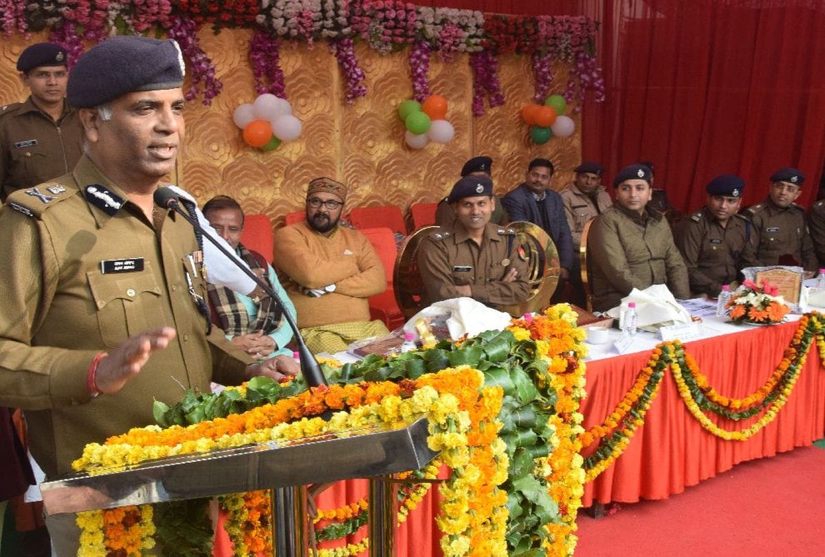 adg ajay anand praise people of agra for harmony