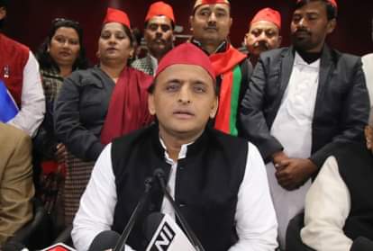 सपा के राष्ट्रीय अध्यक्ष अखिलेश यादव