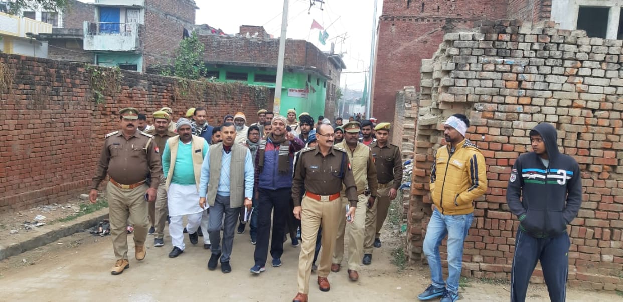 DM and SP appealed for peace by visiting the town
