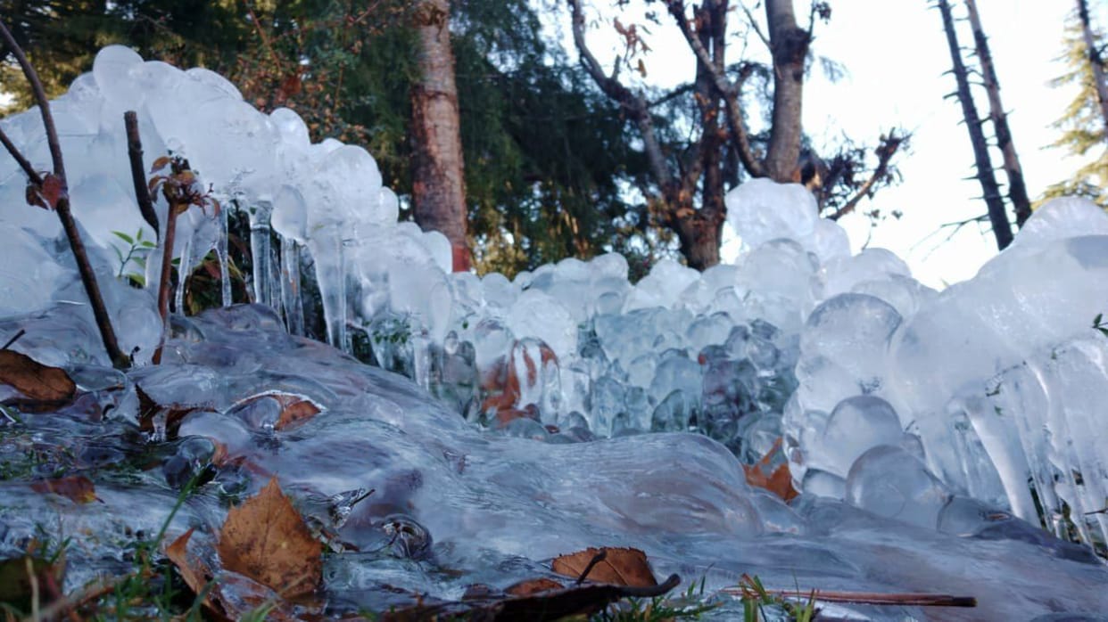 Icy storm came in the Himalayan region